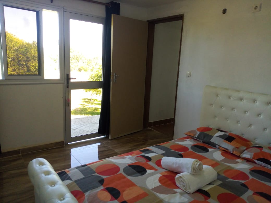 ACOMODAÇÃO & SERVIÇOS  GIM HOUSE 